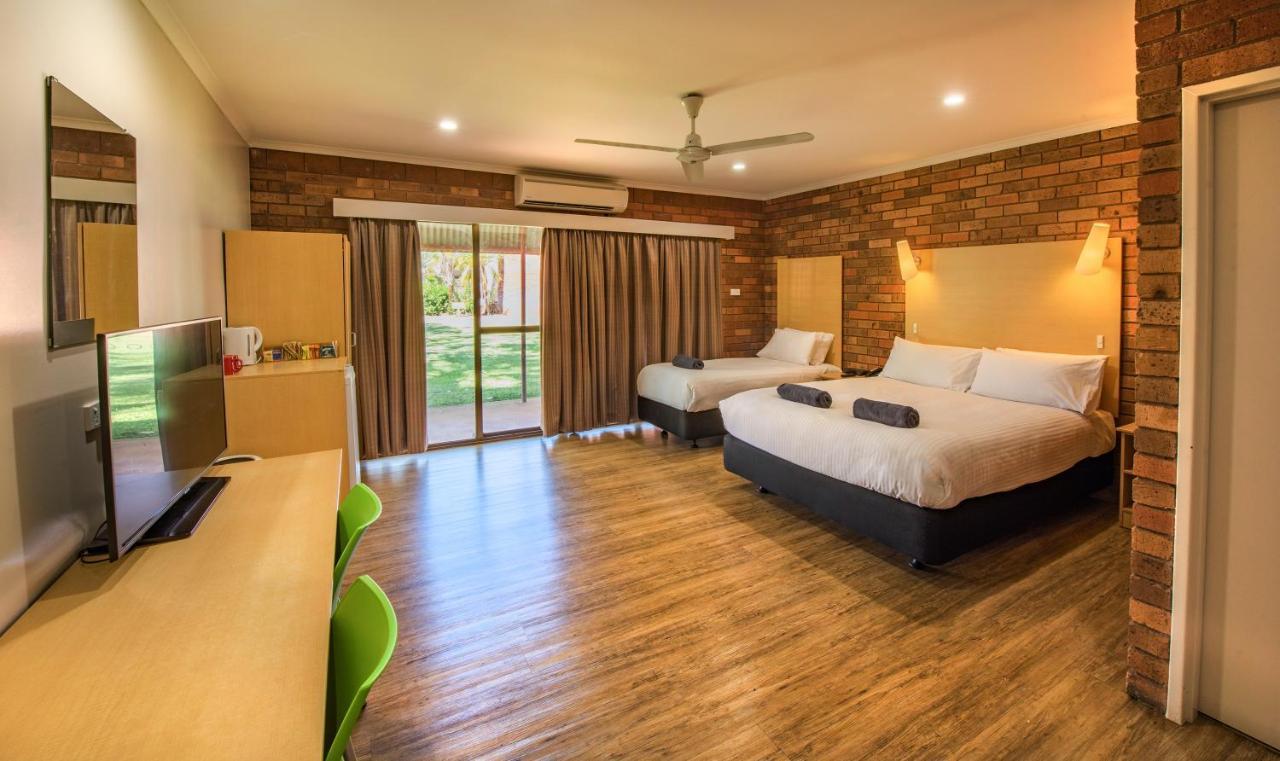 Contour Hotel Katherine Ngoại thất bức ảnh