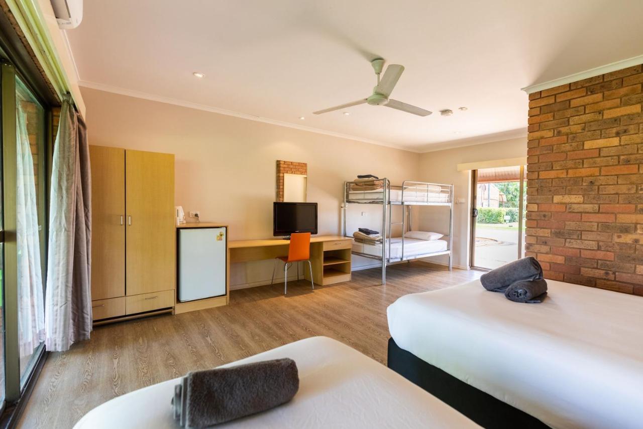 Contour Hotel Katherine Ngoại thất bức ảnh